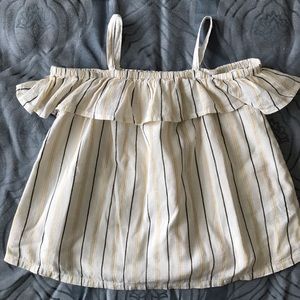 NWT. Striped RuffleTank.
